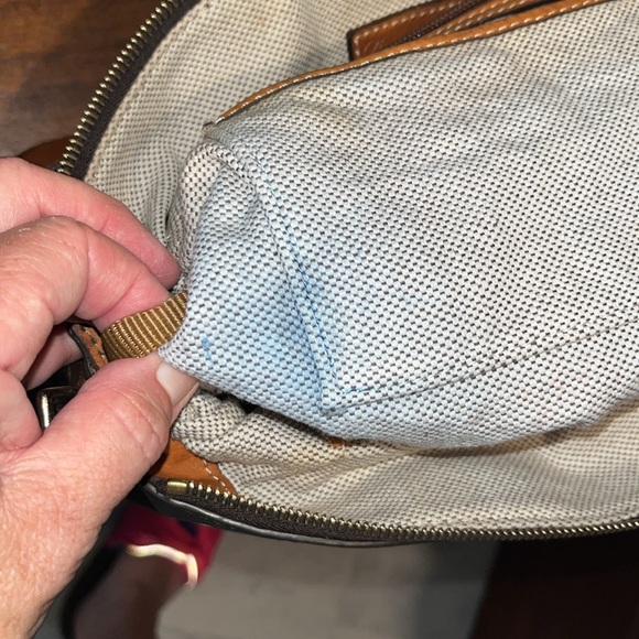 Dooney & Bourke Satchel Smooth leather Black/ brown dome top excellent cond. - Picture 12 of 17